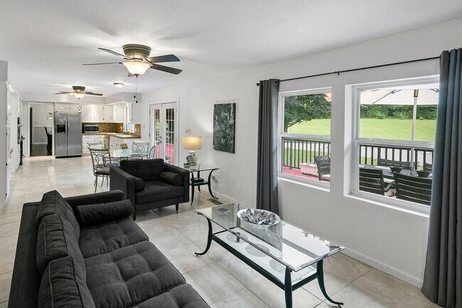 Foto del edificio - 5267 Fountainhead Ln