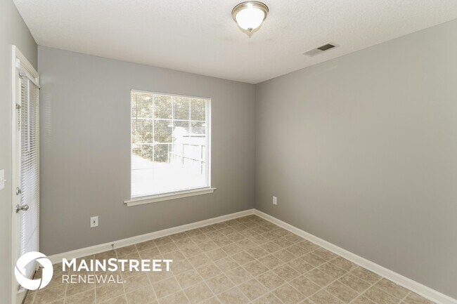 Foto del edificio - 9762 Misty Pine Dr