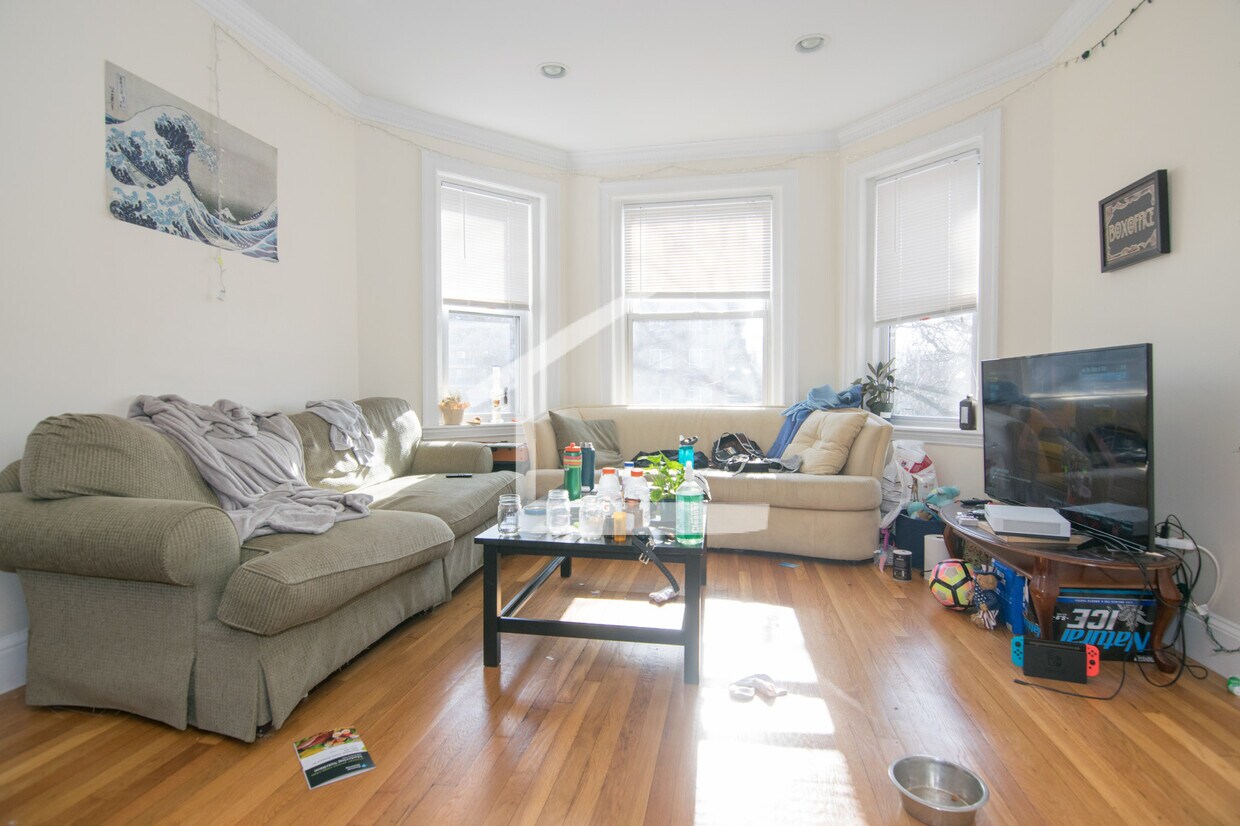 Foto principal - 73 Thatcher St