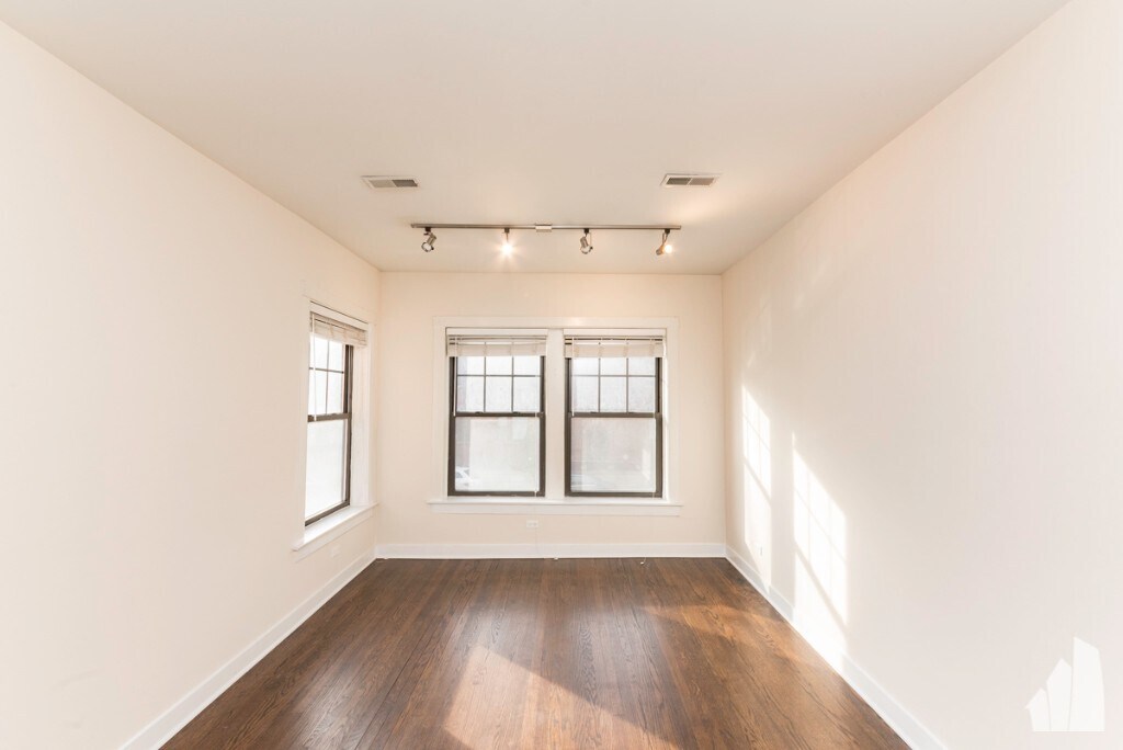 Primary Photo - 3161 N Orchard St