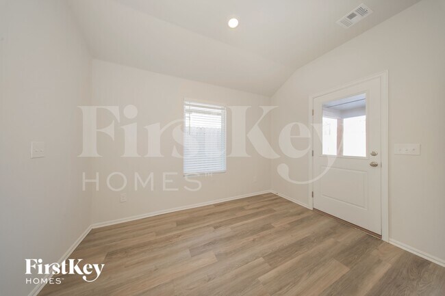 Foto del edificio - 428 Kale Rd