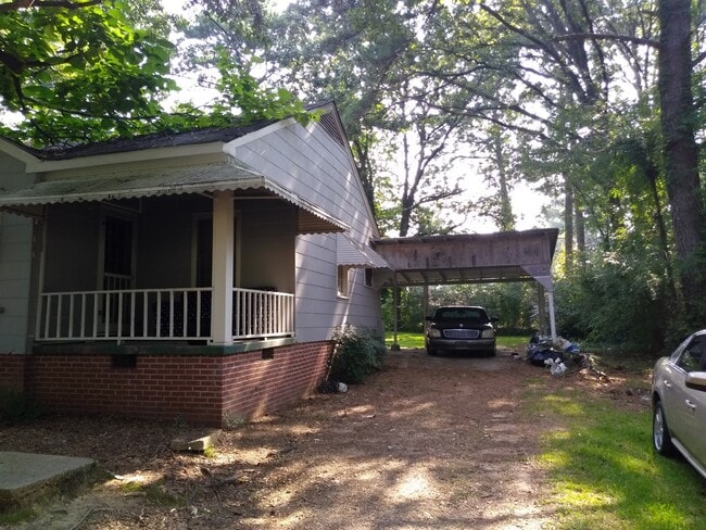 Carport - 228 Lea Cir