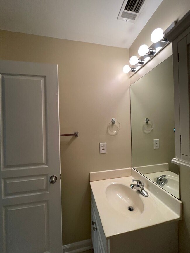 Foto del edificio - 07-204 Fattouh