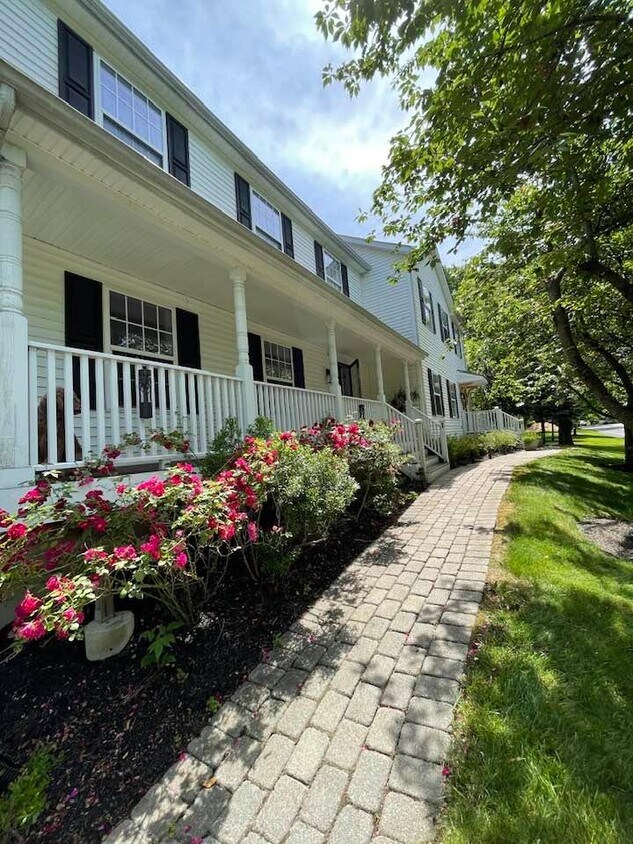 112 Peapack Rd, Far Hills, NJ 07931 Townhome Rentals in Far Hills NJ