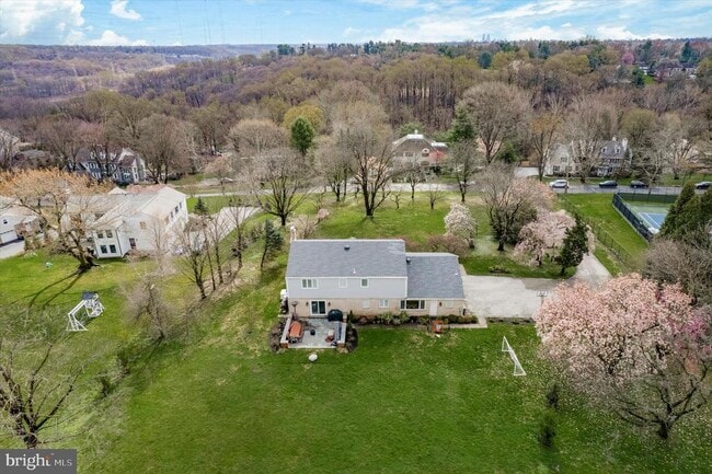 Building Photo - 1530 Briar Hill Rd
