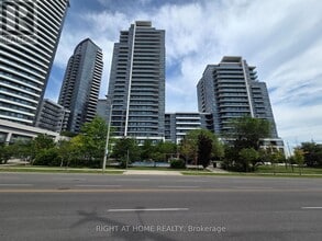 Building Photo - 7165 Yonge St