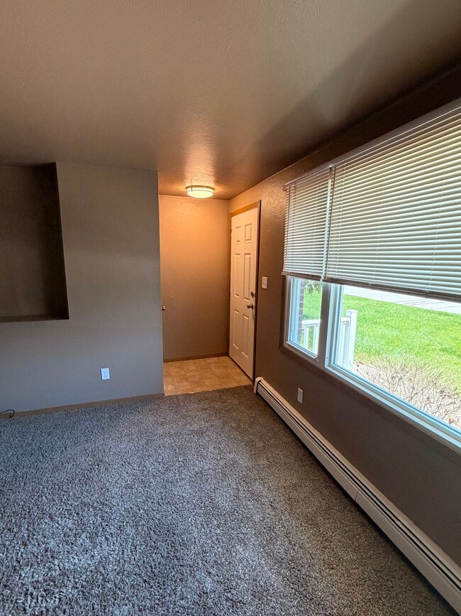 Building Photo - 2074 Marlee Ln