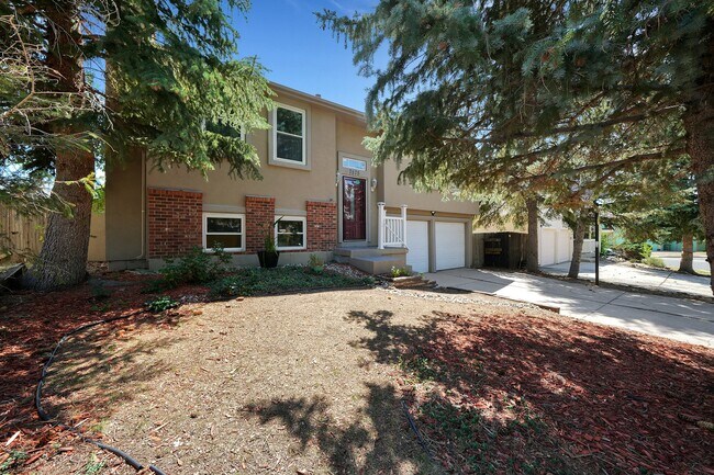 Building Photo - 7875 Belford Dr