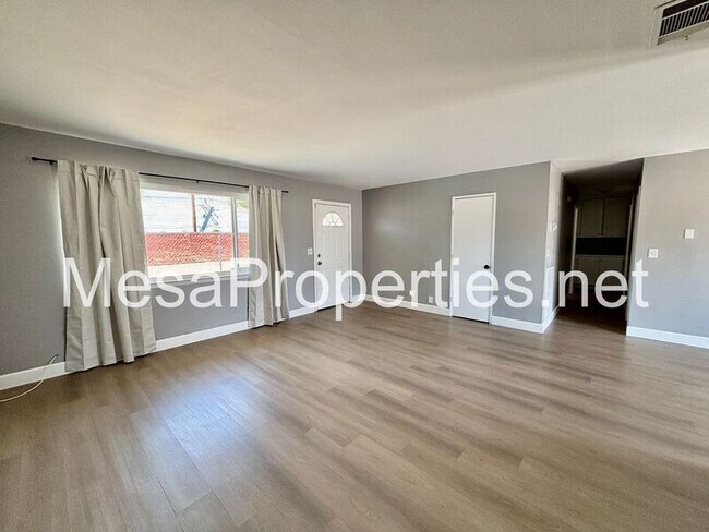 Foto del edificio - 16327 Seneca Rd