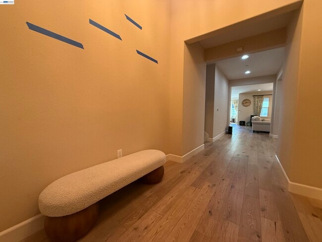 Building Photo - 7826 Kelly Canyon Pl