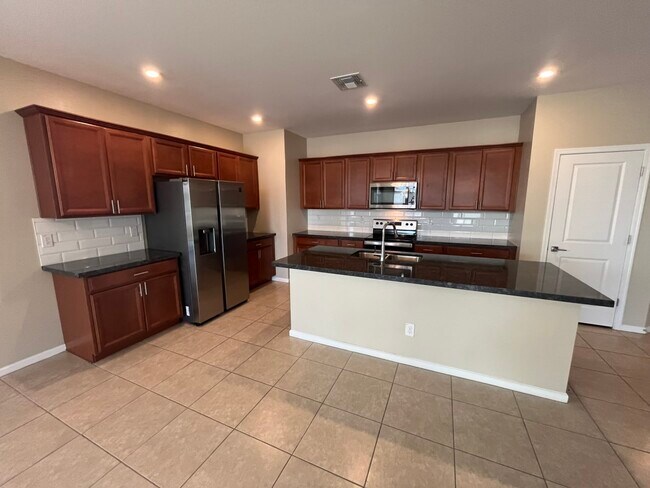 Foto del edificio - 17816 W Daley Ln