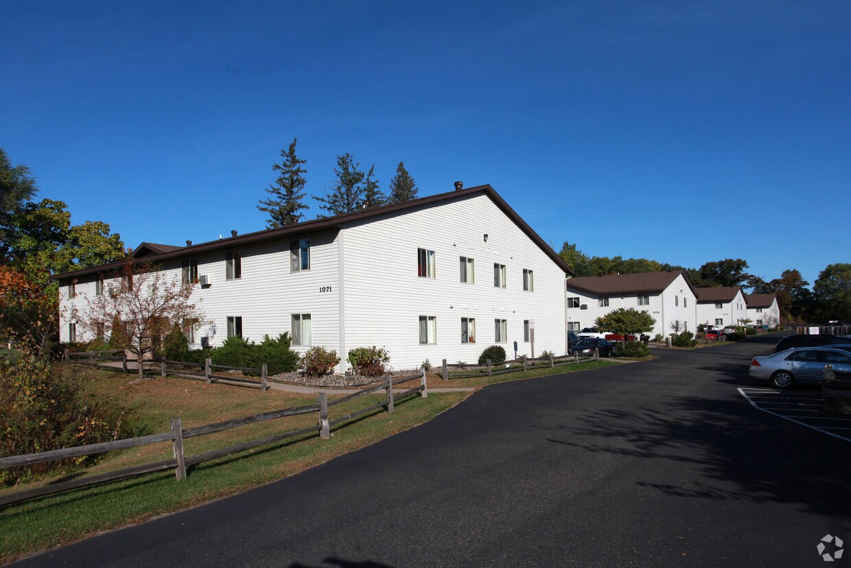 Foto del edificio - 1071-1077 E Cascade Ave