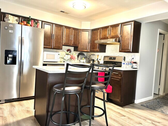 Foto del edificio - 13085 Bustleton Ave