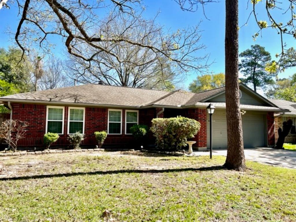 2419 Clear Ridge Dr, Houston, TX 77339 House for Rent in Houston, TX