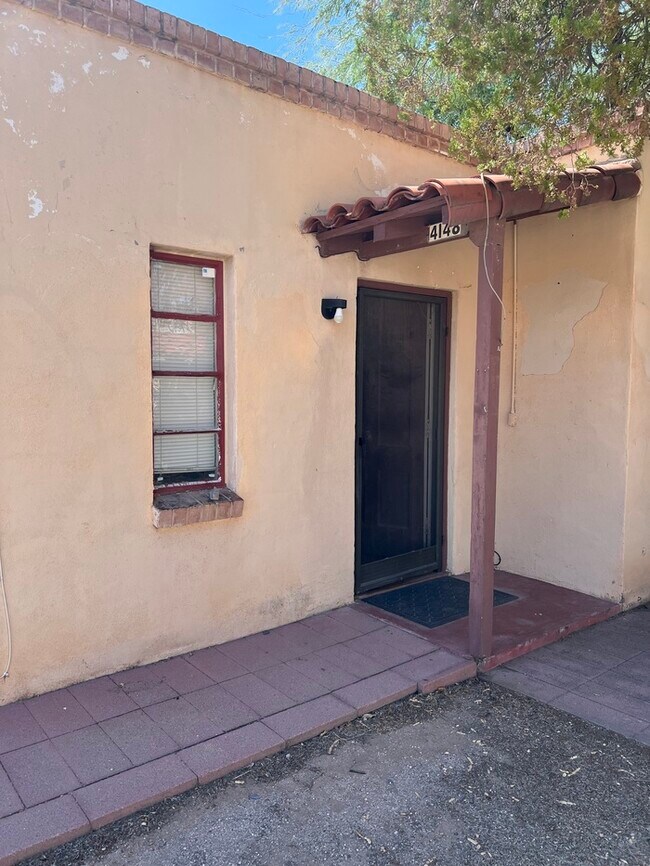 Foto del edificio - 4148 E Brown Way