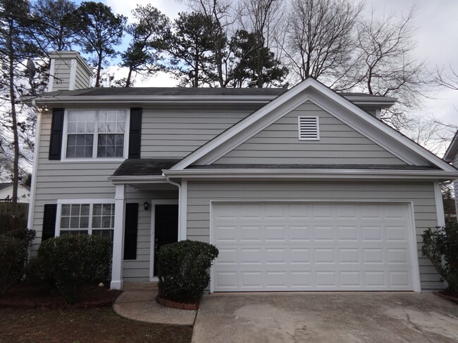 Building Photo - 176 Summer Lake Dr SW