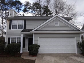 Building Photo - 176 Summer Lake Dr SW