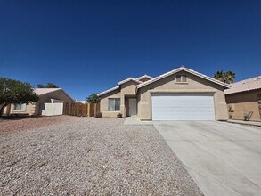 Building Photo - 4014 Dripping Springs Ave