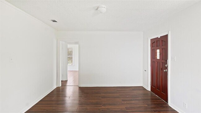 Foto del edificio - 410 Clinton Park St