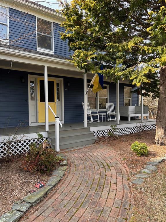 Foto del edificio - 641 Middle Rd