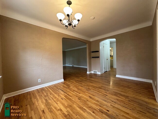 Foto del edificio - 3 Bedroom Home in St. Paul