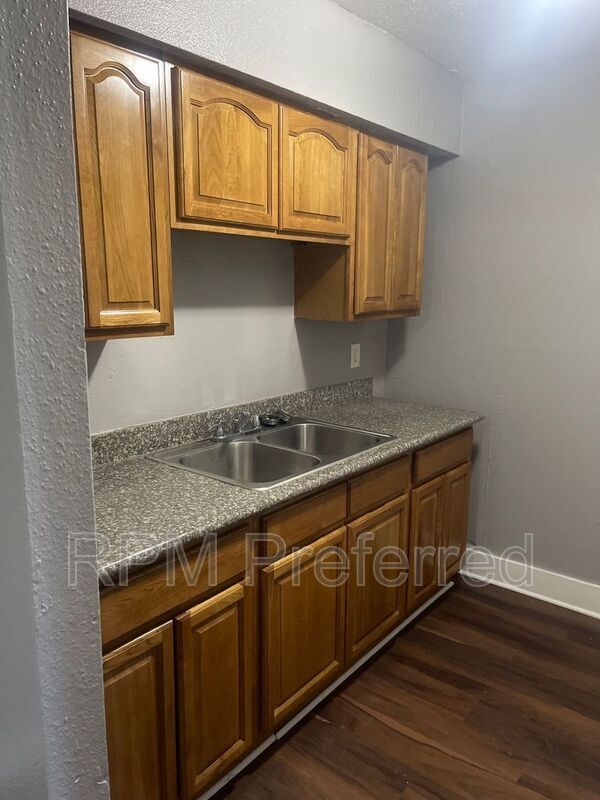 Building Photo - 3802 Dabney