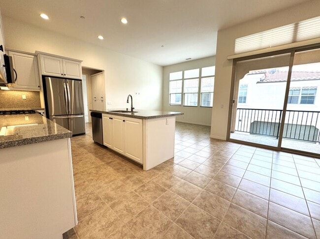 Building Photo - 64 Parkwood