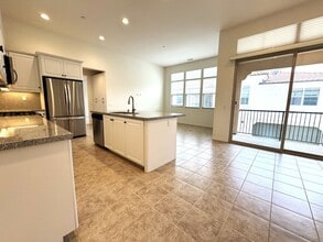 Building Photo - 64 Parkwood