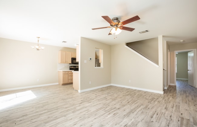 Building Photo - 6034 Gaelic