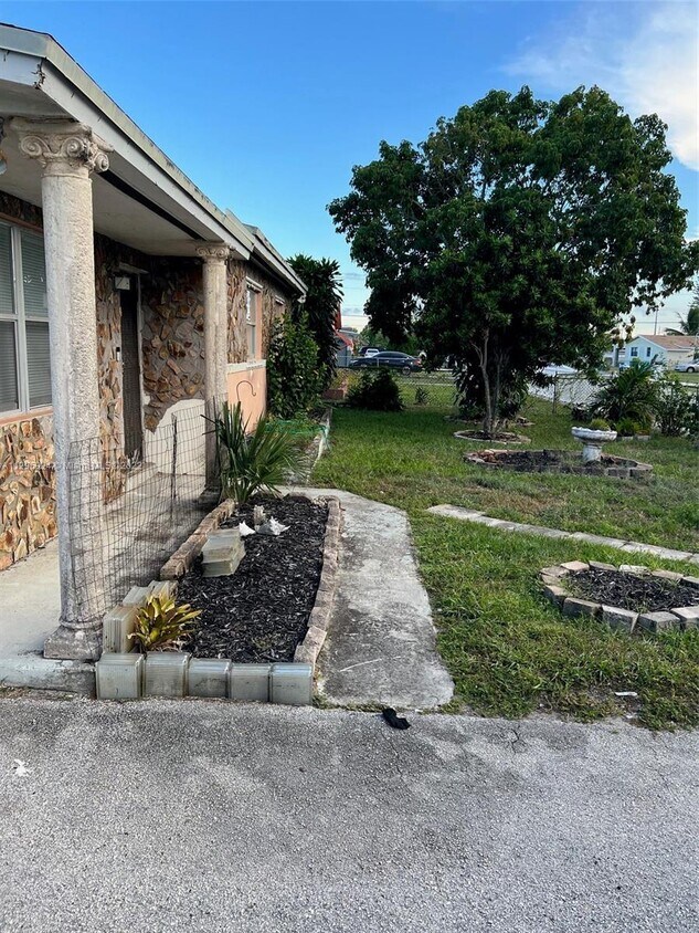 20921 NW 31st Ave, Miami Gardens, FL 33056 House Rental in Miami