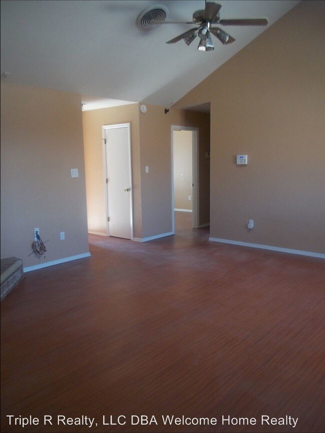 Building Photo - 3 br, 2 bath House - 1466 Columbia Avenue