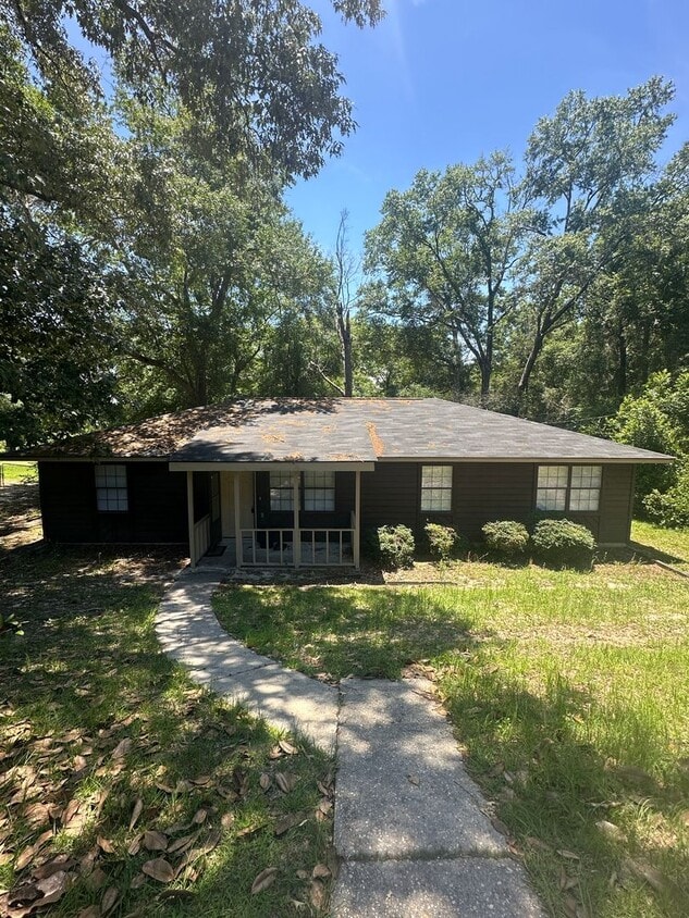 Daleville! Cul-de-sac!! New Carpet/Paint... - Daleville!  Cul-de-sac!!  New Carpet/Paint...