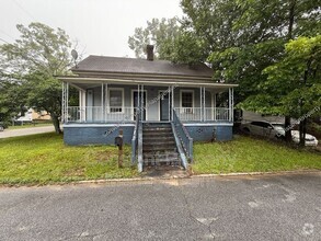 Building Photo - 504 Wheeler St