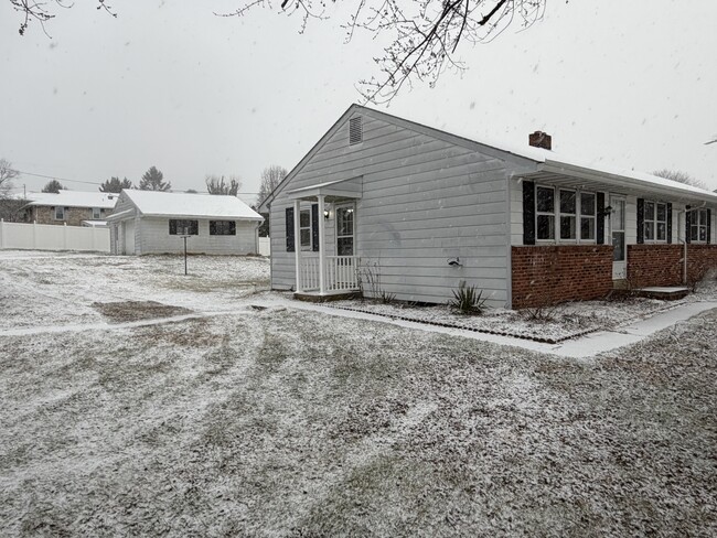 Foto del edificio - 3993 Sharoden Dr