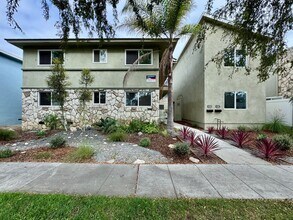 Building Photo - 2212 San Anseline Ave