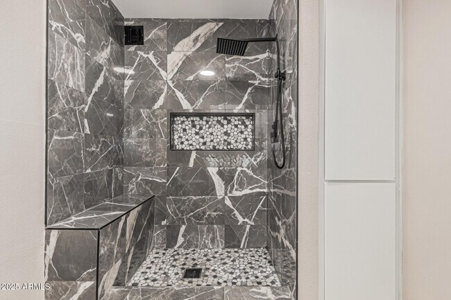 Foto del edificio - 10838 N 32nd Ln