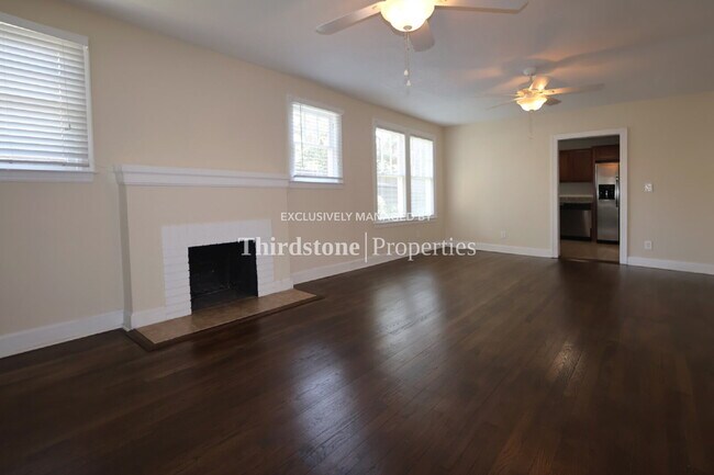 Foto del edificio - 3944 Herschel St