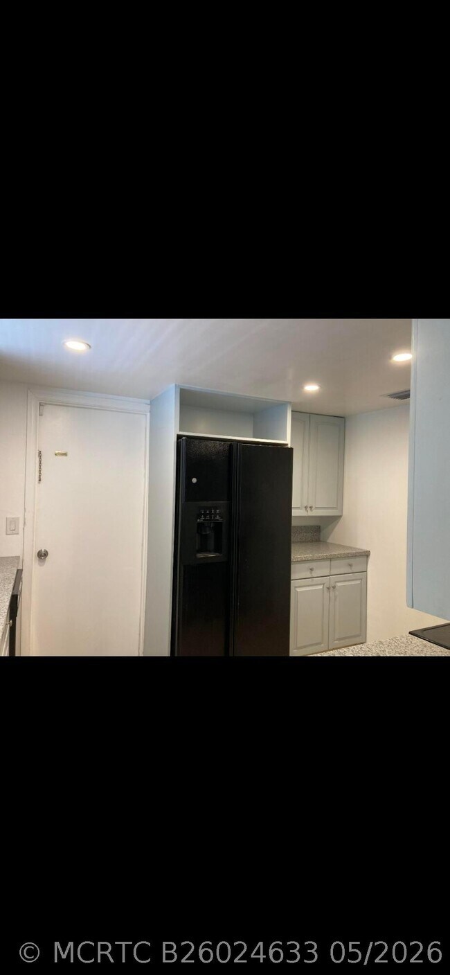 Foto del edificio - 1243 Kinglet Terrace