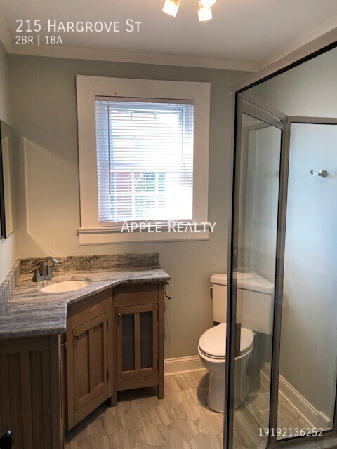 Foto del edificio - 215 Hargrove St