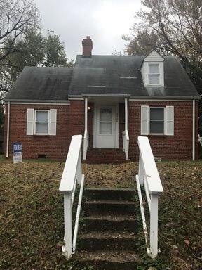 Primary Photo - 3408 Deerwood Rd