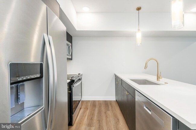 Photo - 1102 Germantown Ave Apartment