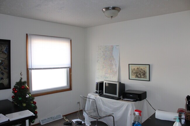 Foto del edificio - 33491 N Mill Rd