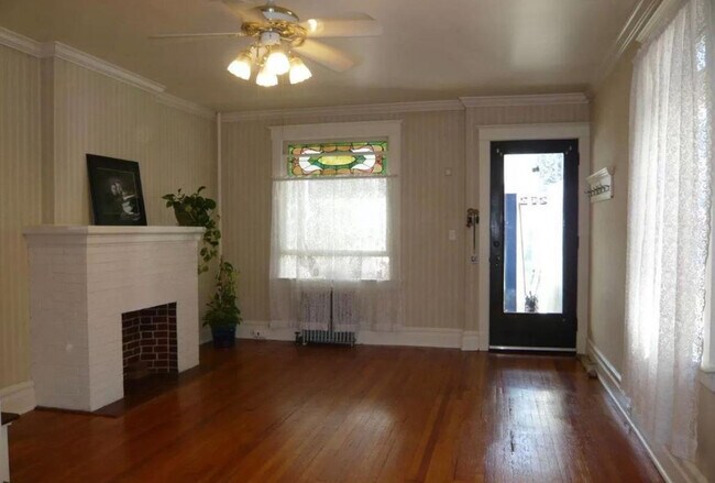 Foto del edificio - 232 Rector St