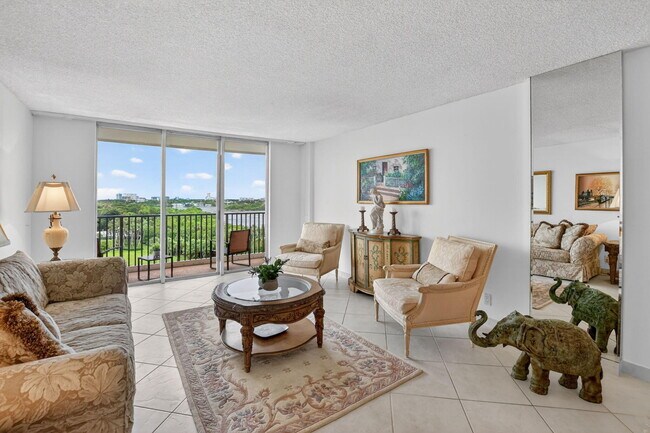 Foto del edificio - 2121 N Ocean Blvd