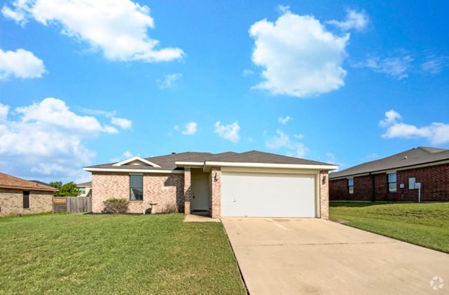 Building Photo - 1113 Marlee Cir