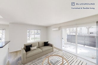 Building Photo - 3650 Andrews Dr