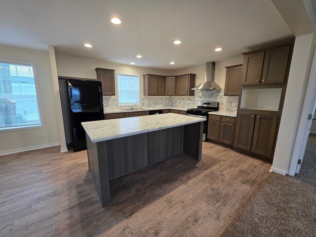 Foto del edificio - 3681 Hawthorne St