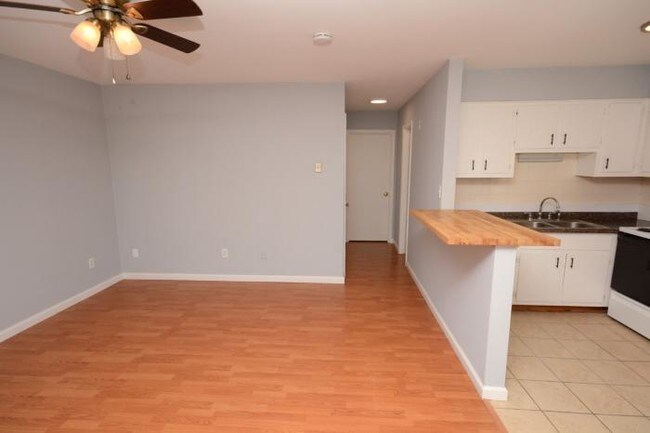 Foto del edificio - 2 bedroom in Norfolk VA 23508