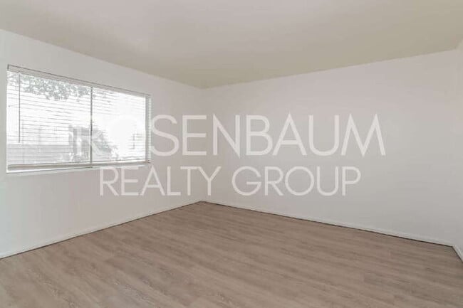 Foto del edificio - 3028 N Castro Ave