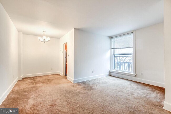 Foto del edificio - 3060 16th St NW